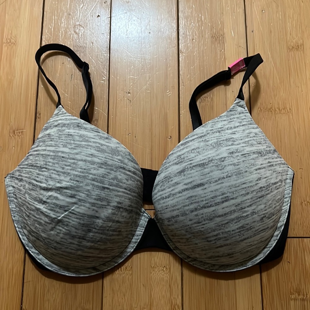Victoria’s Secret PINK Push Up Bra